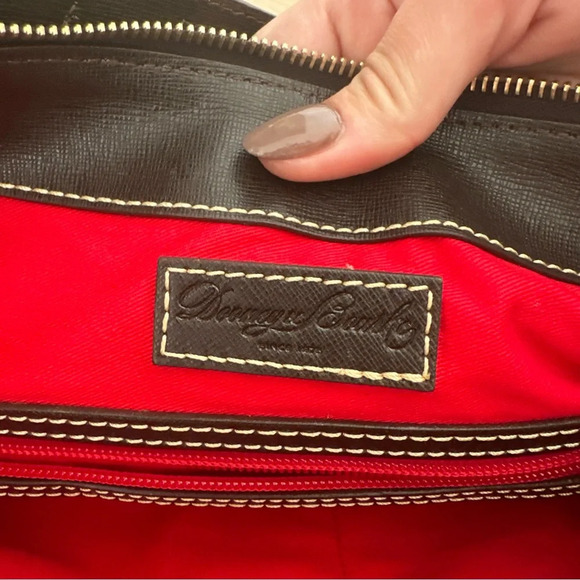 Dooney & Bourke Shoulder Bag Hobo Style Black Brown Leather Zipper Adjustable - Picture 5 of 6